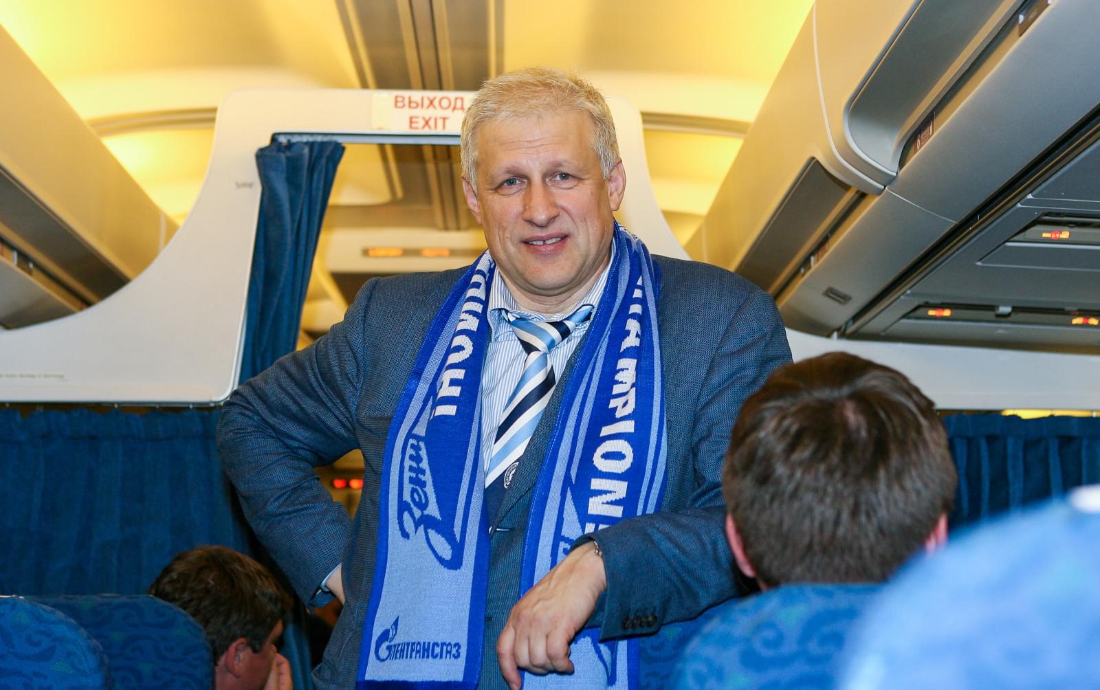 Празднование чемпионства «Зенита» в самолете.