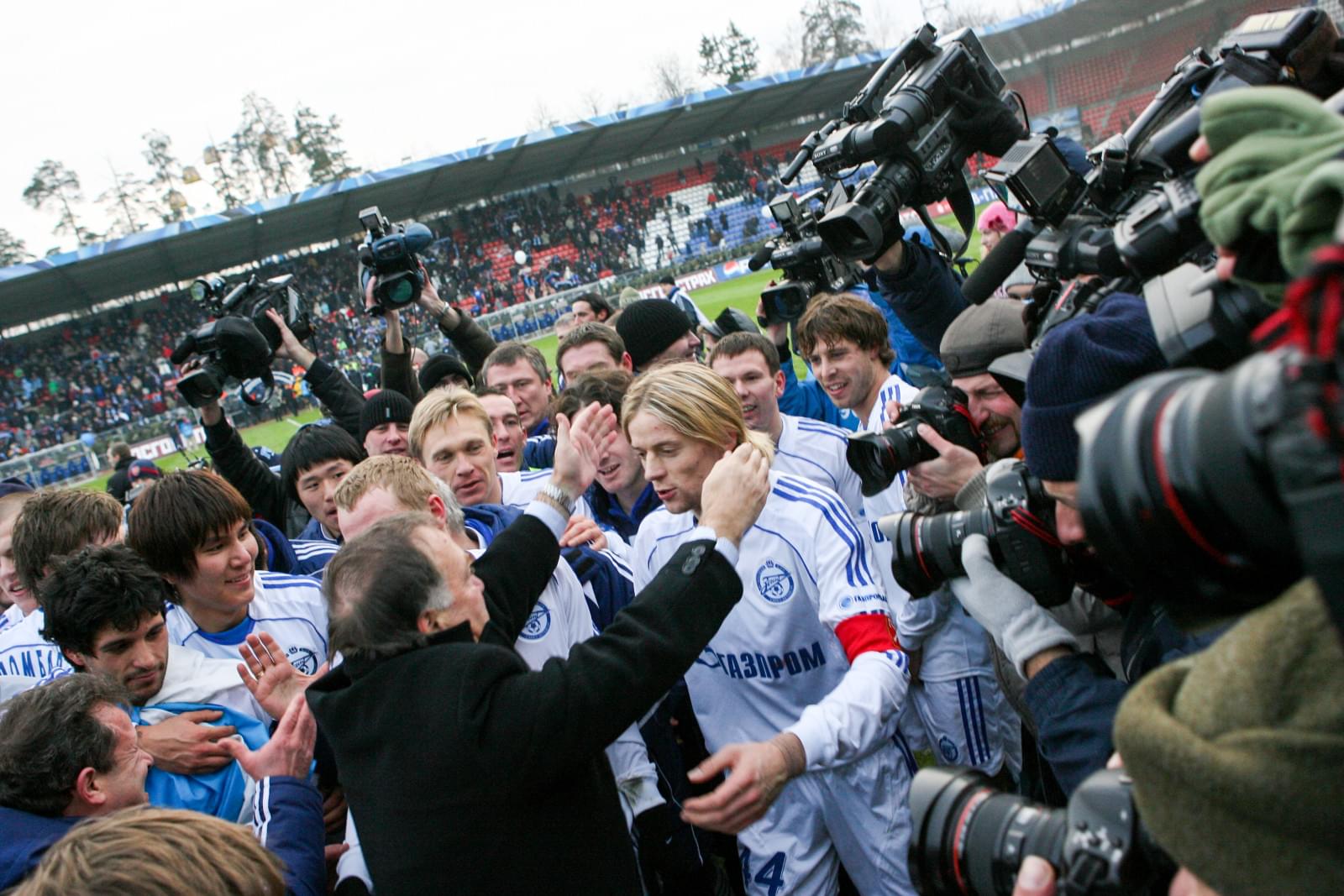 Празднование чемпионства «Зенита» на стадионе «Сатурн»