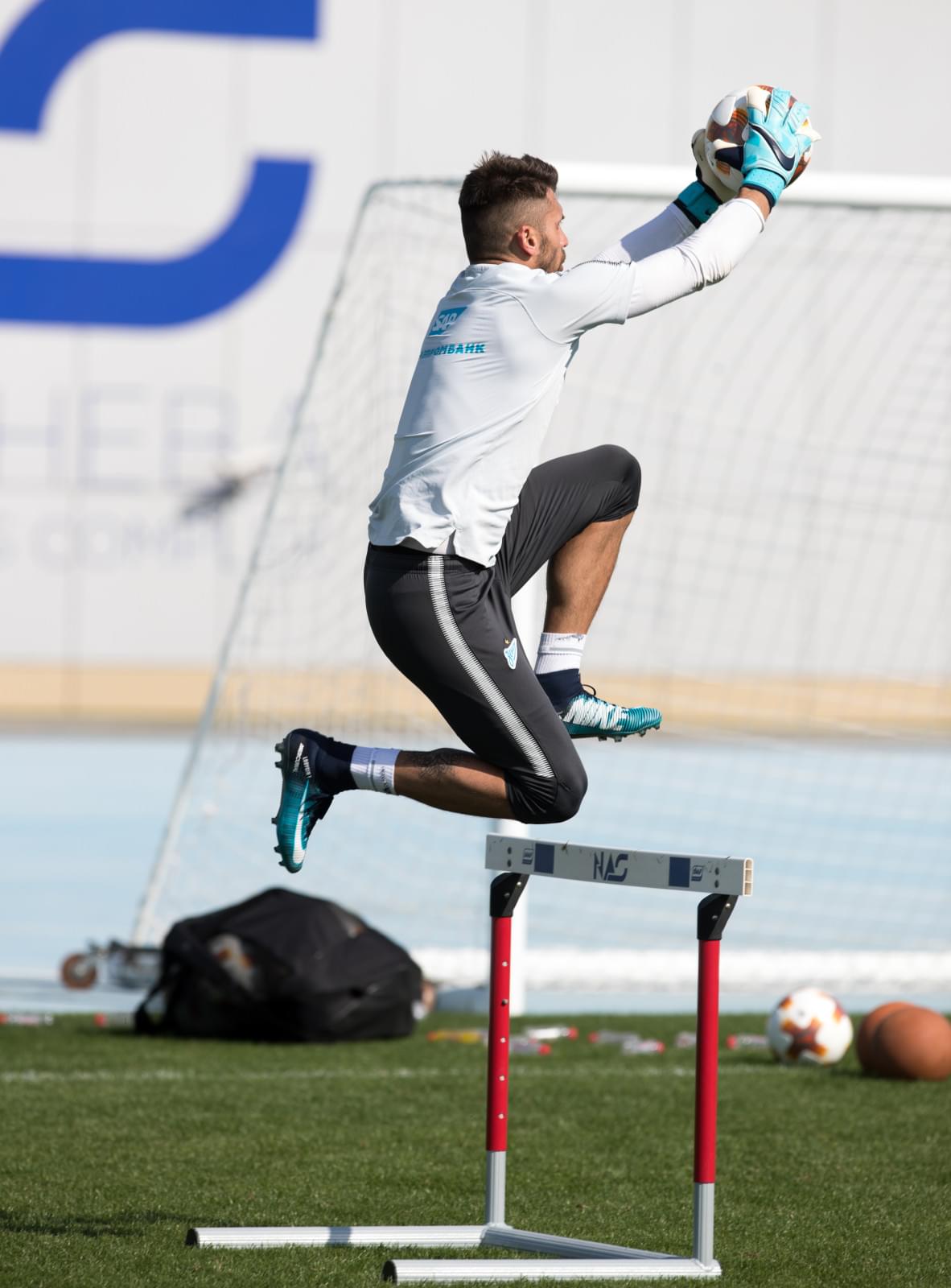 «Газпром»-тренировочные сборы в Дубае: 20 января, утренняя тренировка