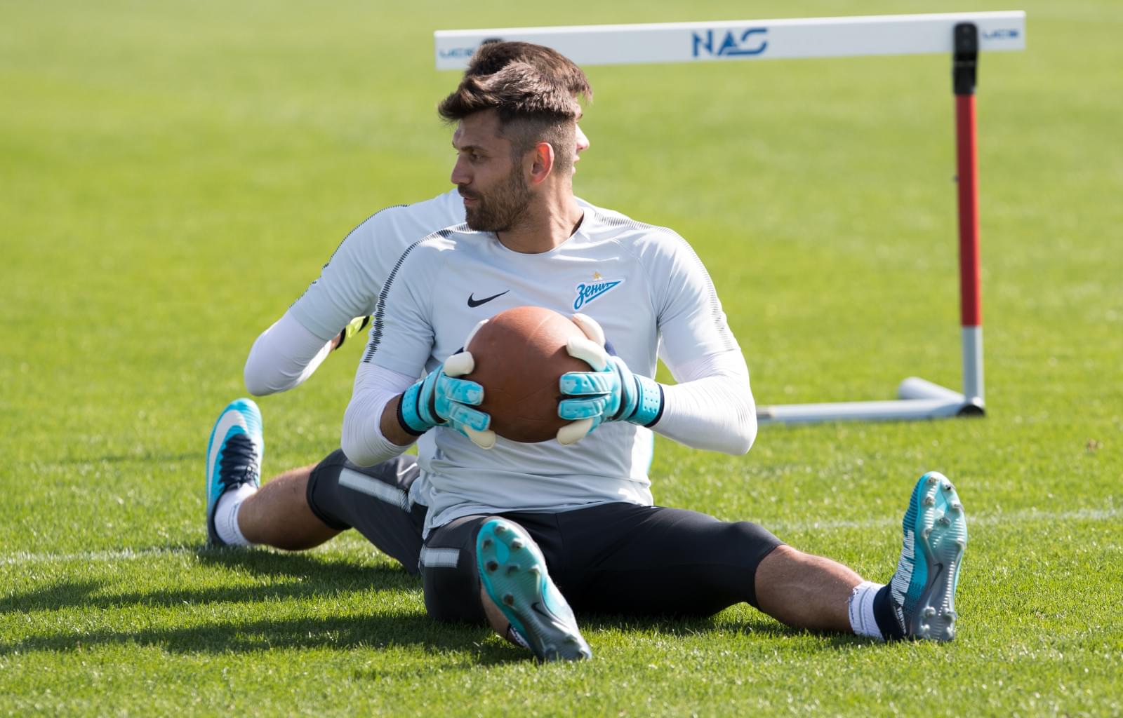 «Газпром»-тренировочные сборы в Дубае: 20 января, утренняя тренировка