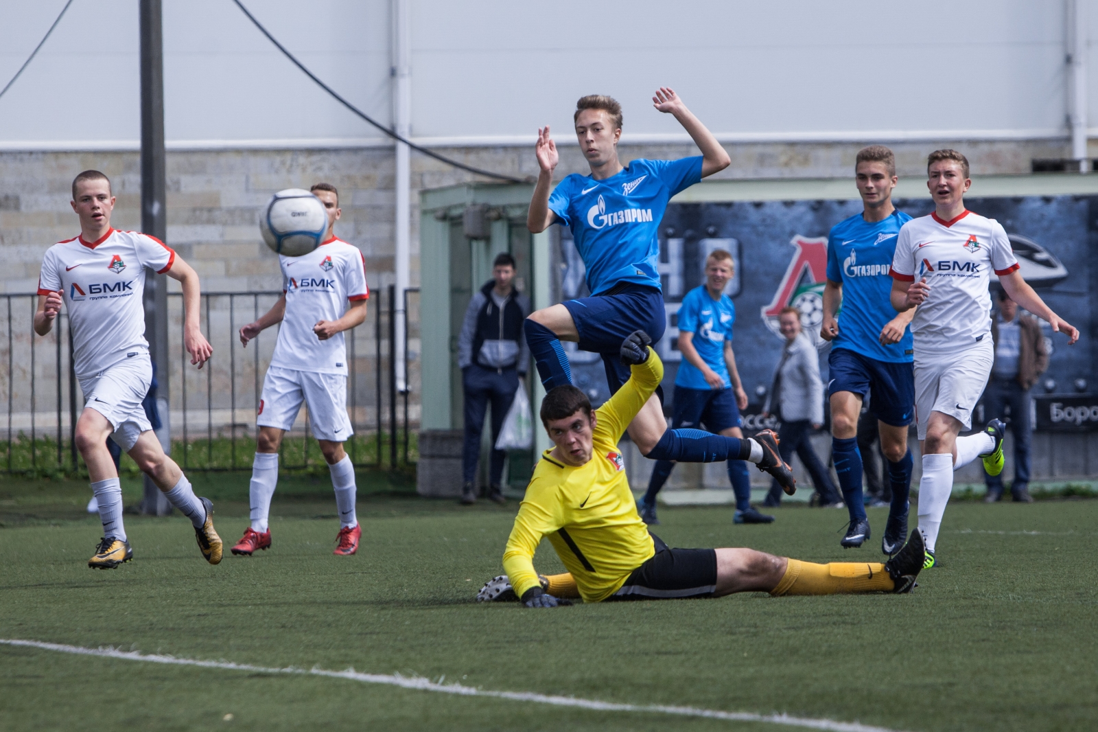 14-й тур первенства Санкт-Петербурга среди детско-юношеских команд, «Локомотив» — «Зенит»