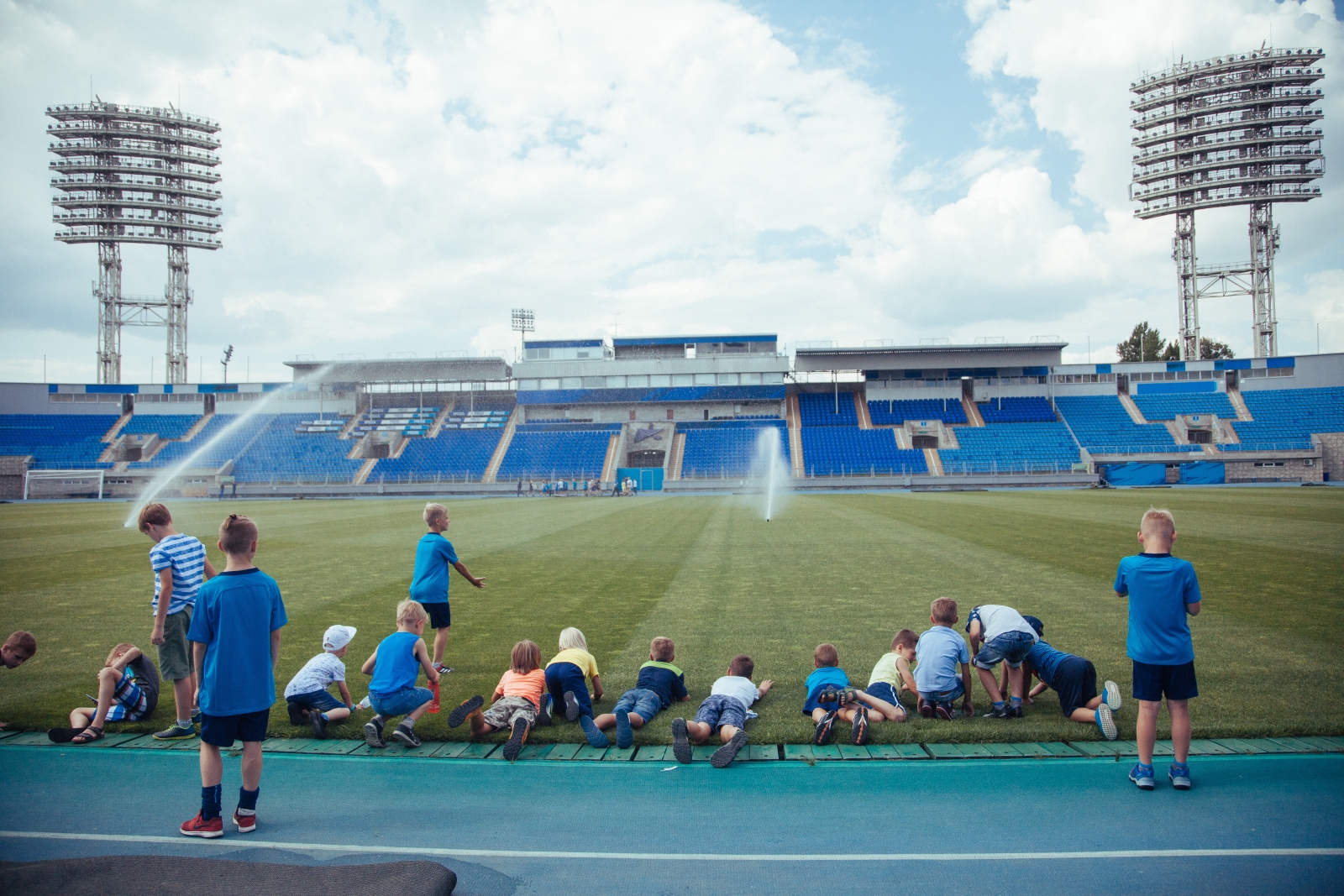 Академия ФК «Зенит» на экскурсии на стадионе «Петровский»