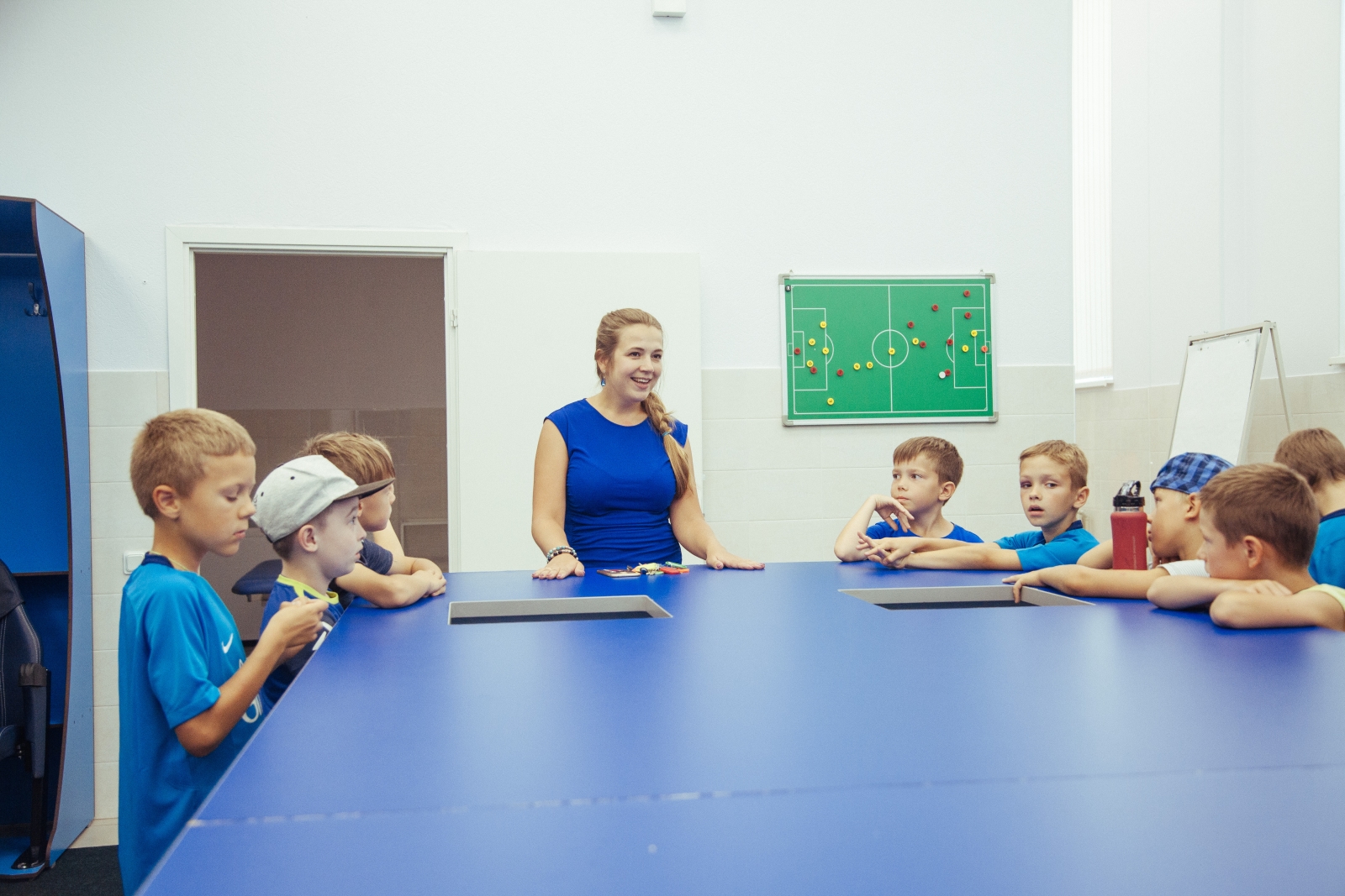 Академия ФК «Зенит» на экскурсии на стадионе «Петровский»