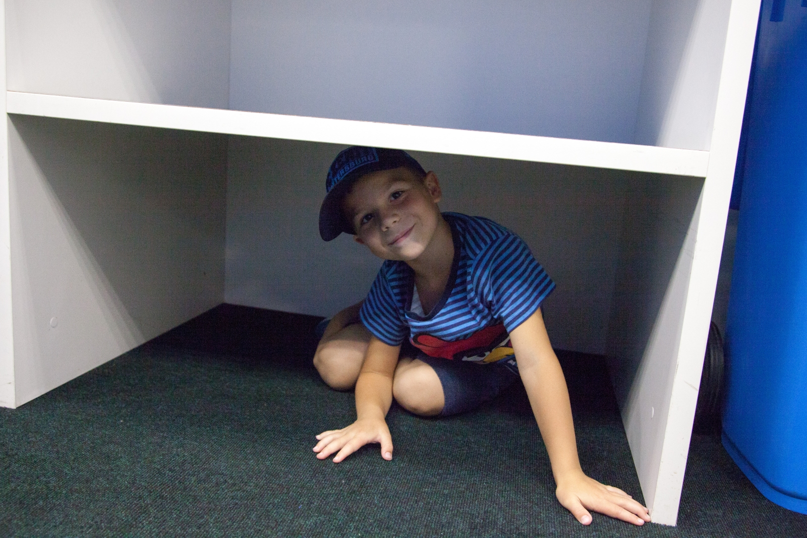 Дети из лагеря Академии ФК «Зенит» на экскурсии на стадионе «Петровский»