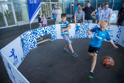 Фан-променад на матче «Зенит» — «Арсенал»