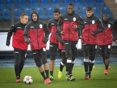 Открытая тренировка «Стандарда» перед матчем Лиги чемпионов УЕФА против «Зенита»