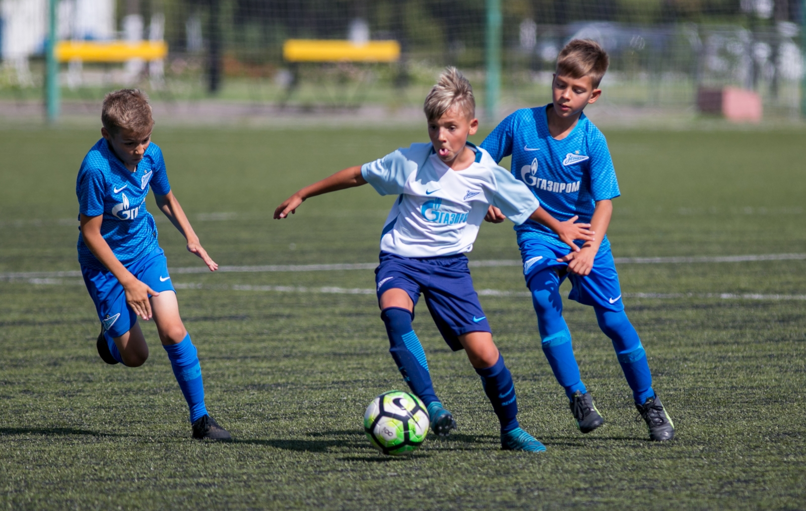 Товарищеские матчи детей из тренировочного лагеря «Газпром»-академии и команд академии «Зенита»