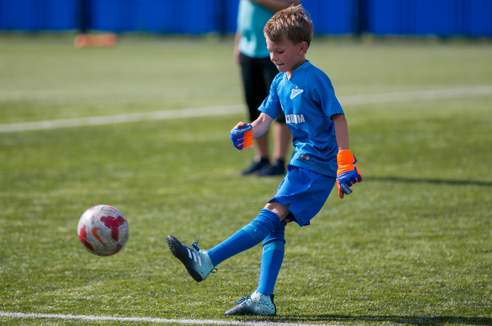 Товарищеские матчи детей из тренировочного лагеря «Газпром»-академии и команд академии «Зенита»