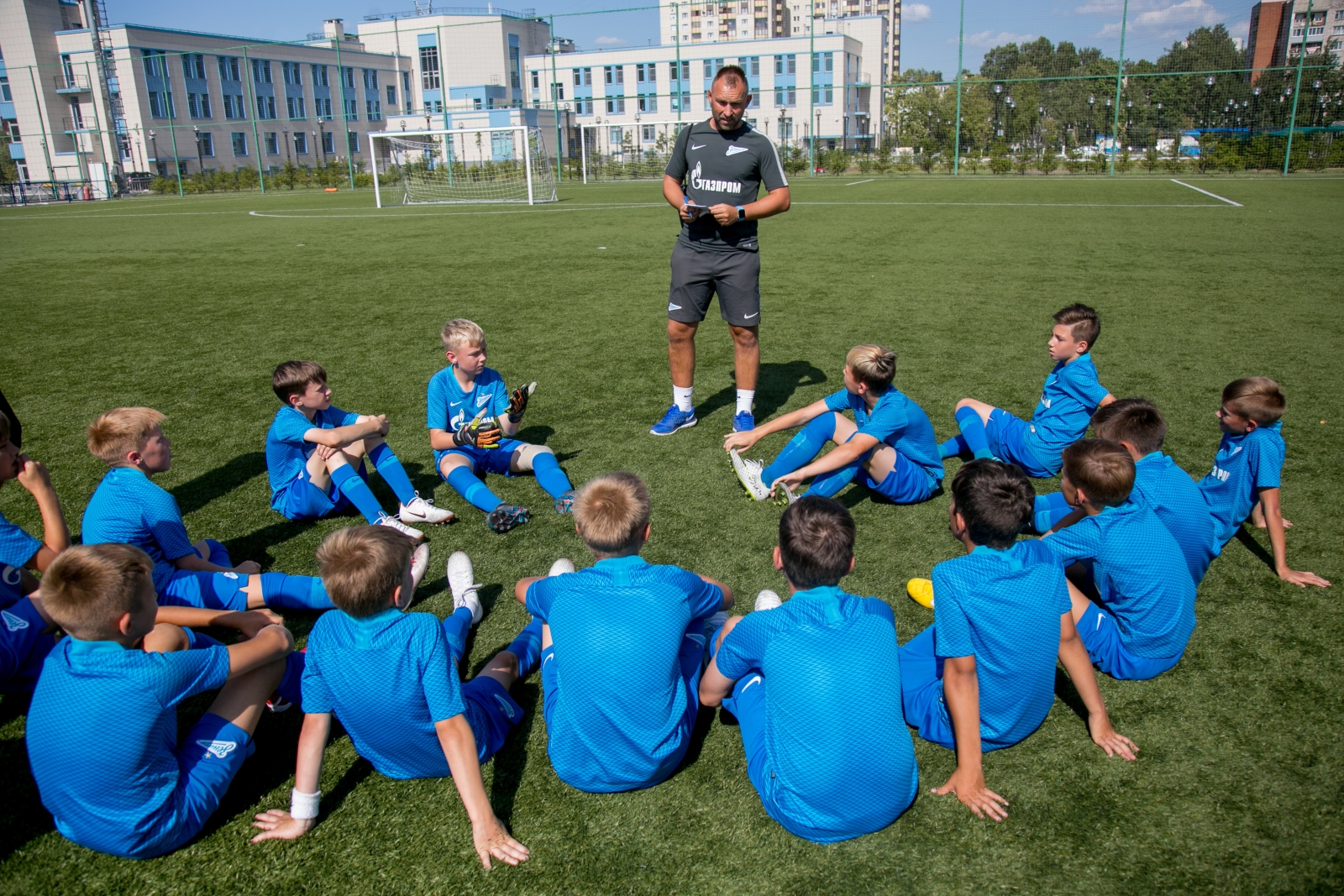 Товарищеские матчи детей из тренировочного лагеря «Газпром»-академии и команд академии «Зенита»