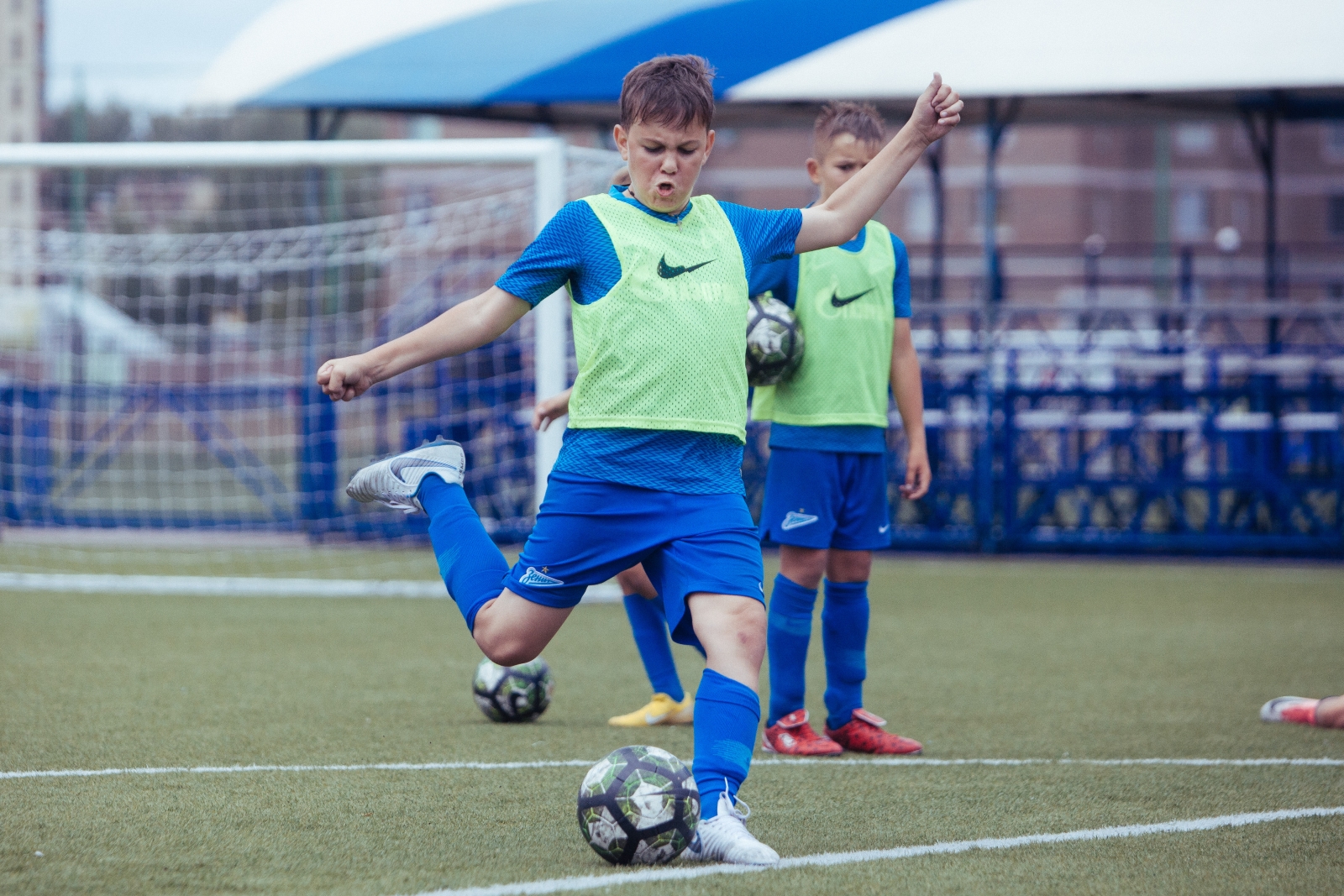 «Большой фестиваль футбола»: тренировка детей из тренировочного лагеря Академии, завершение тренировочных сборов