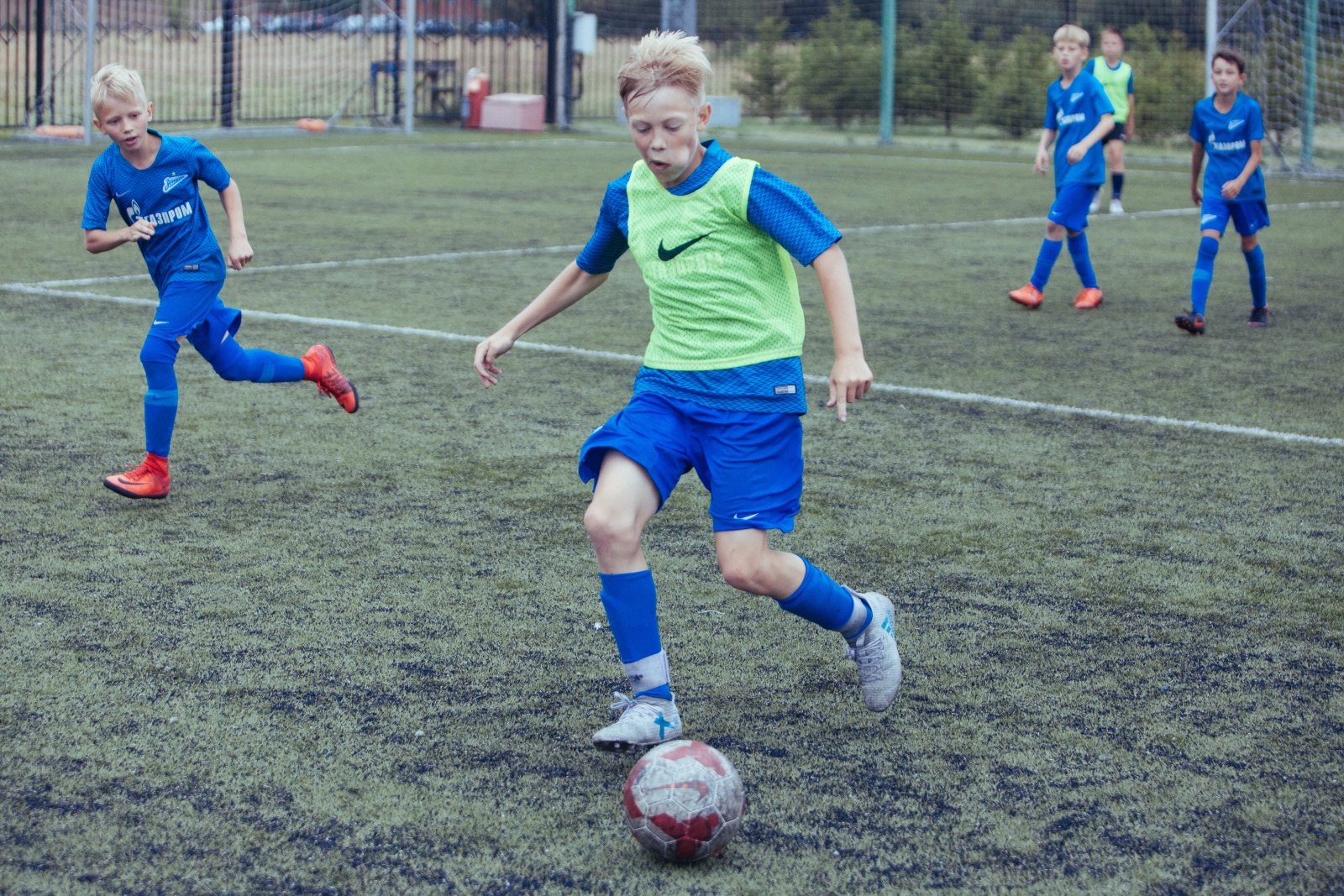 «Большой фестиваль футбола»: тренировка детей из тренировочного лагеря Академии, завершение тренировочных сборов