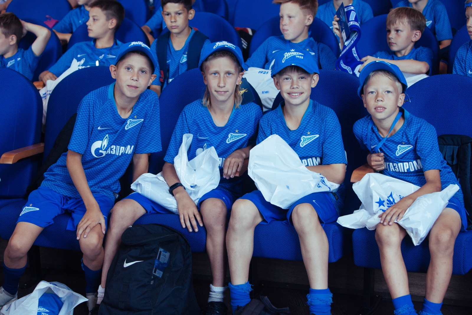 «Большой фестиваль футбола»: тренировка детей из тренировочного лагеря Академии, завершение тренировочных сборов