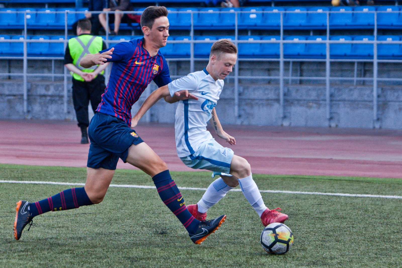 Cбор «Барселоны» в «Газпром»-Академии: товарищиский матч «Зенит» U-16 — «Барселона» U-18