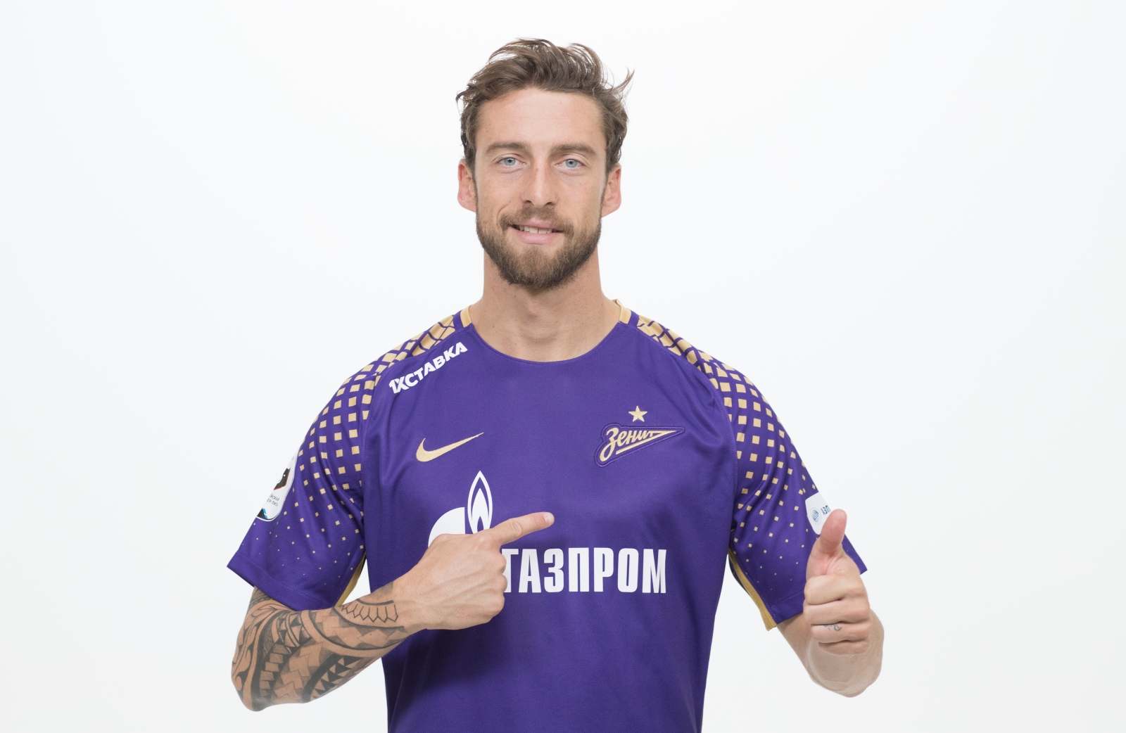 Фотосессия футболистов и тренеров основного состава ФК «Зенит» сезона 2018/19