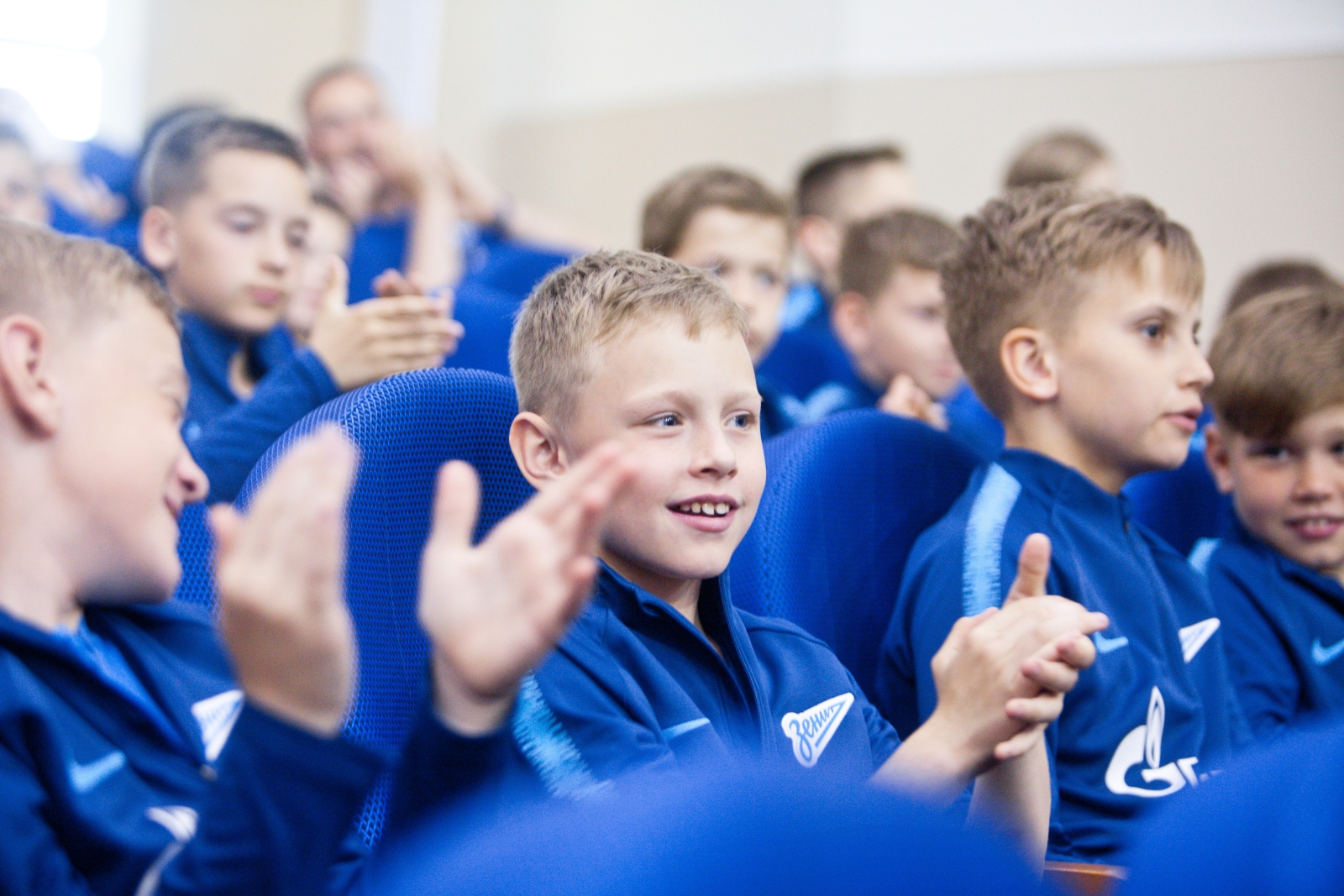 Владимир Павлович Савин провел встречу с воспитанниками Академии ФК «Зенит»