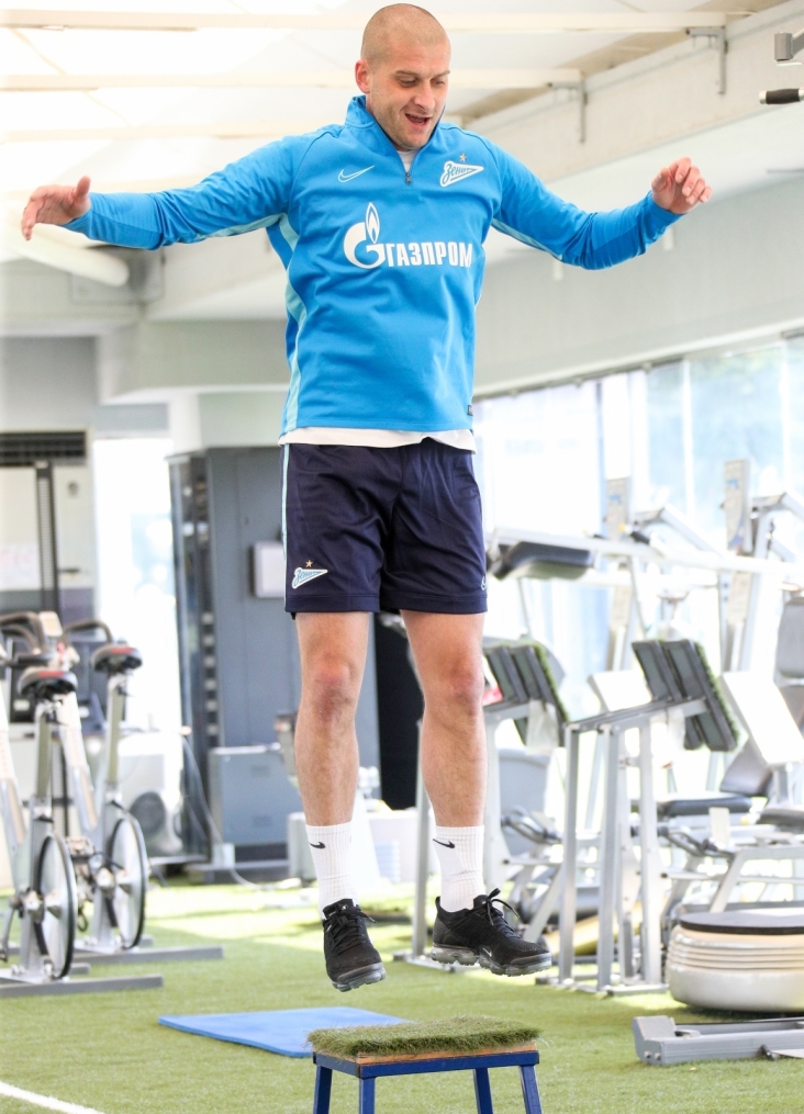 «Газпром»-тренировочные сборы в Катаре: 15 января, утренняя тренировка
