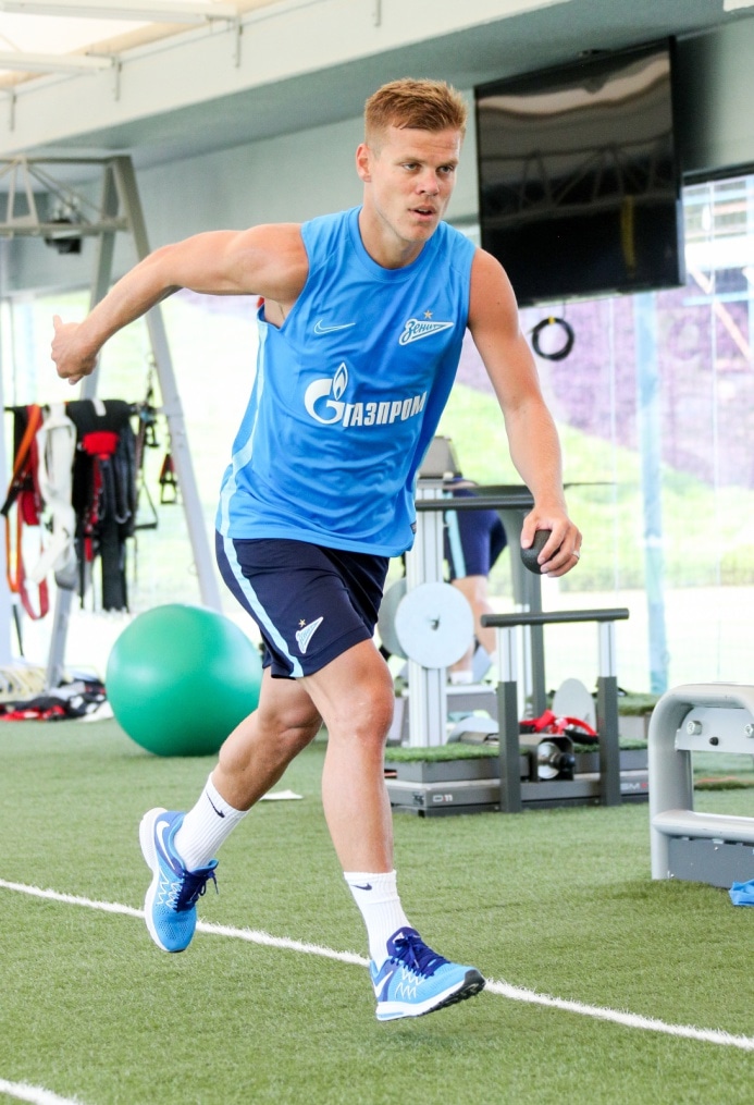 «Газпром»-тренировочные сборы в Катаре: 15 января, утренняя тренировка