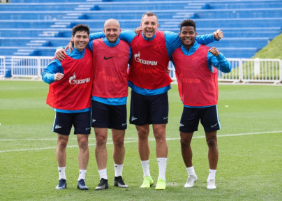 «Газпром»-тренировочные сборы в Катаре: 23 января, утренняя тренировка