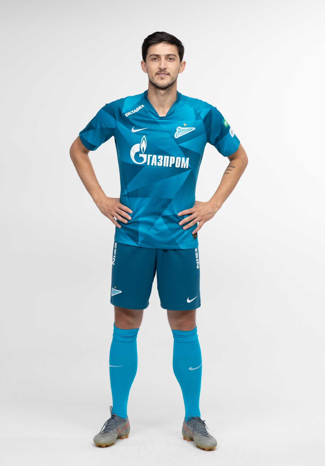 Фотосессия футболистов и тренеров основного состава ФК «Зенит» сезона 2019/20