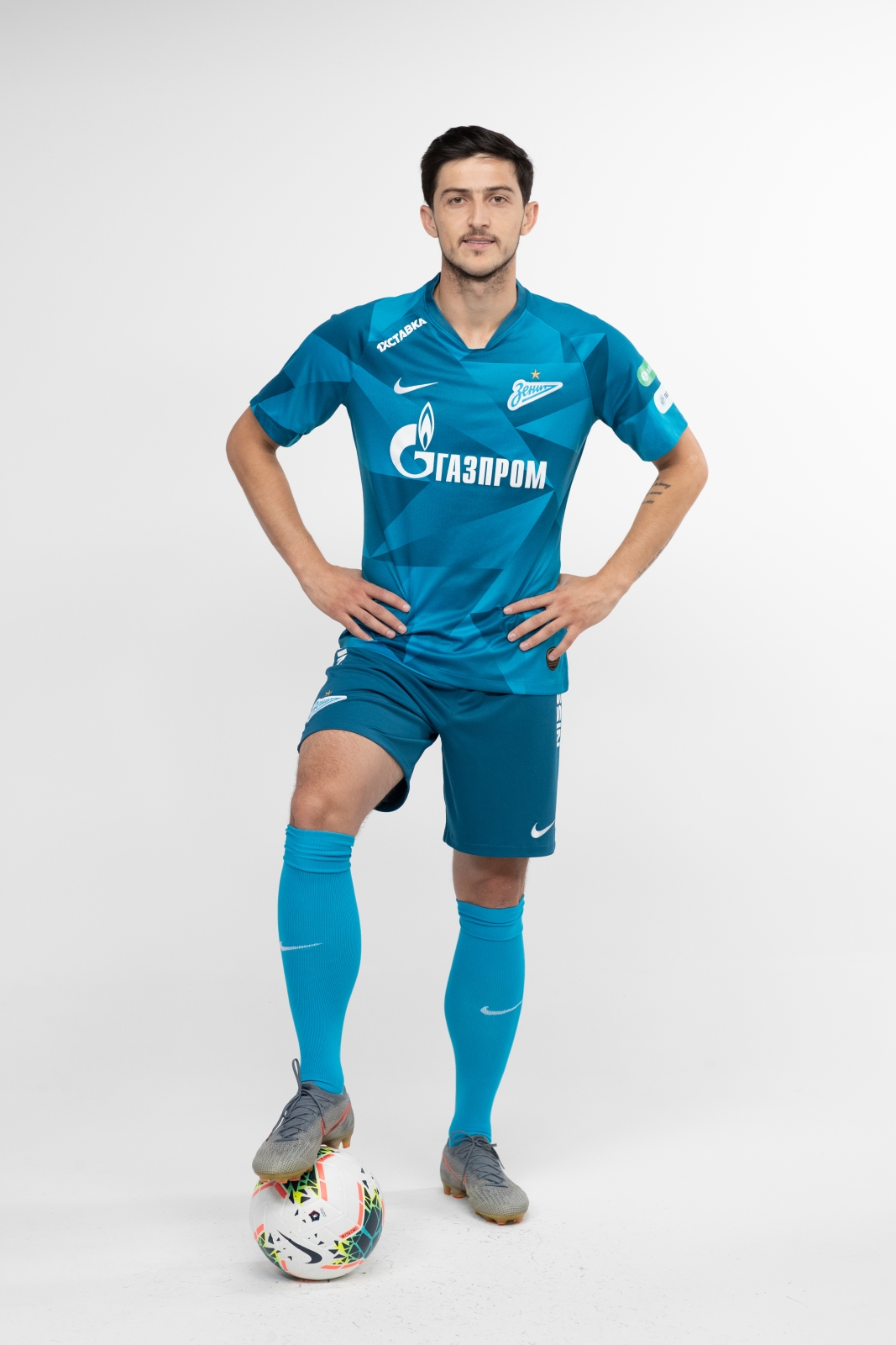 Фотосессия футболистов и тренеров основного состава ФК «Зенит» сезона 2019/20