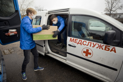 Благотворительная акция по доставке обедов в Боткинскую больницу и Ночлежку