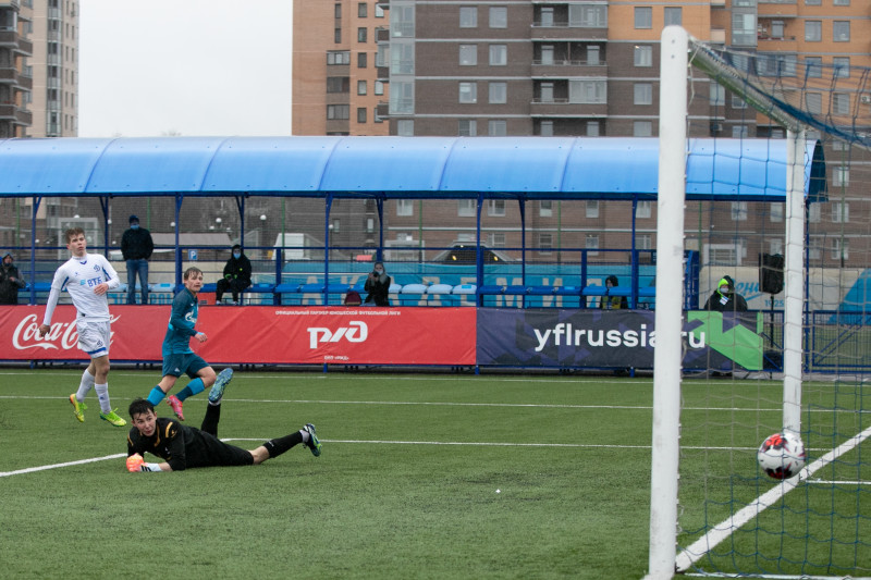 Юношеская футбольная лига-2, «Зенит» U-17 — «Динамо» U-17