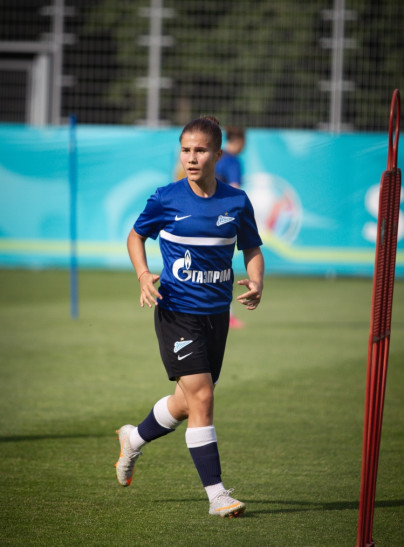 Тренировка женской команды «Зенит» перед матчем с «Енисеем»