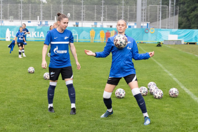 Тренировка женской команды перед матчем «Чертаново» — «Зенит»