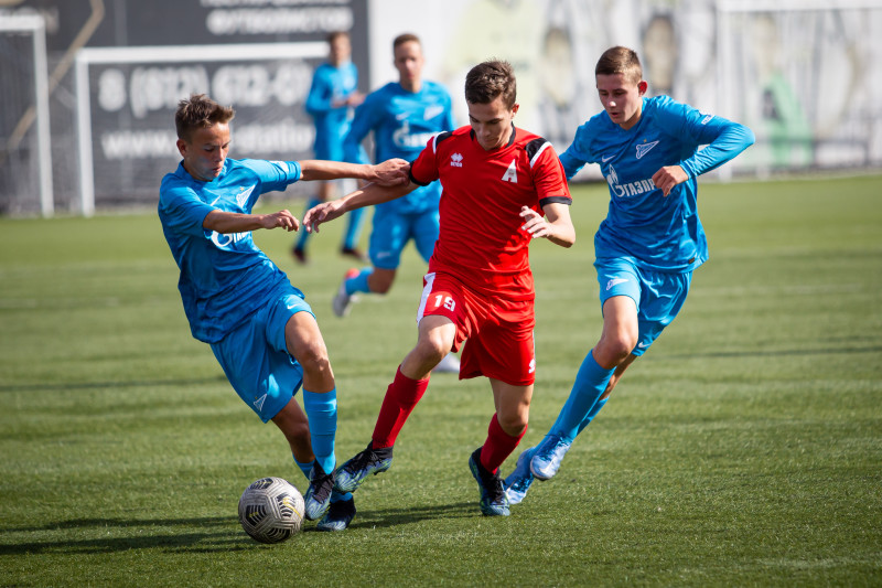 Финал Кубка Санкт-Петербурга по футболу. Матч между командами «Зенит» — «Адмиралтеец»