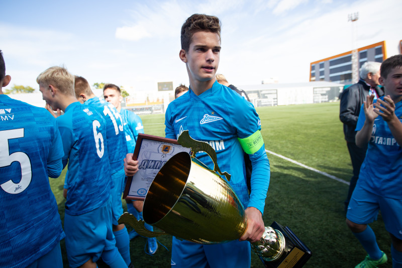 Финал Кубка Санкт-Петербурга по футболу. Матч между командами «Зенит» — «Адмиралтеец»