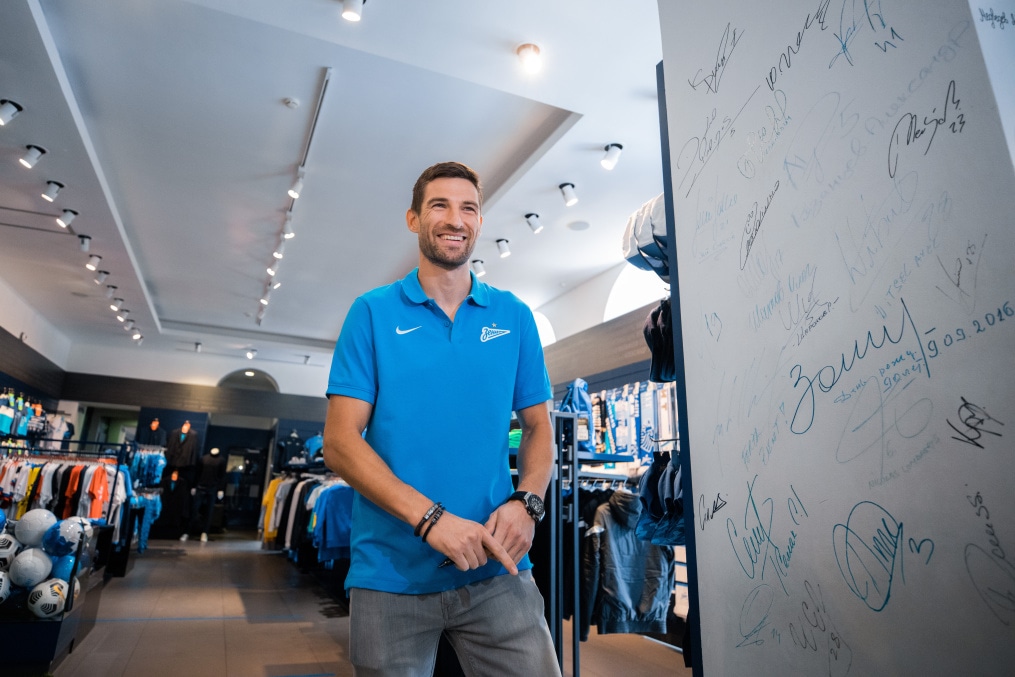 Презентация новичка «Зенита» Станислава Крицюка