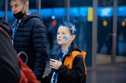 Болельщики на матче Тинькофф Российской Премьер-Лиги 2021/22, «Зенит» — «Спартак»