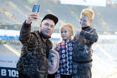 Болельщики на матче Тинькофф Российской Премьер-Лиги 2021/22, «Зенит» — «Спартак»