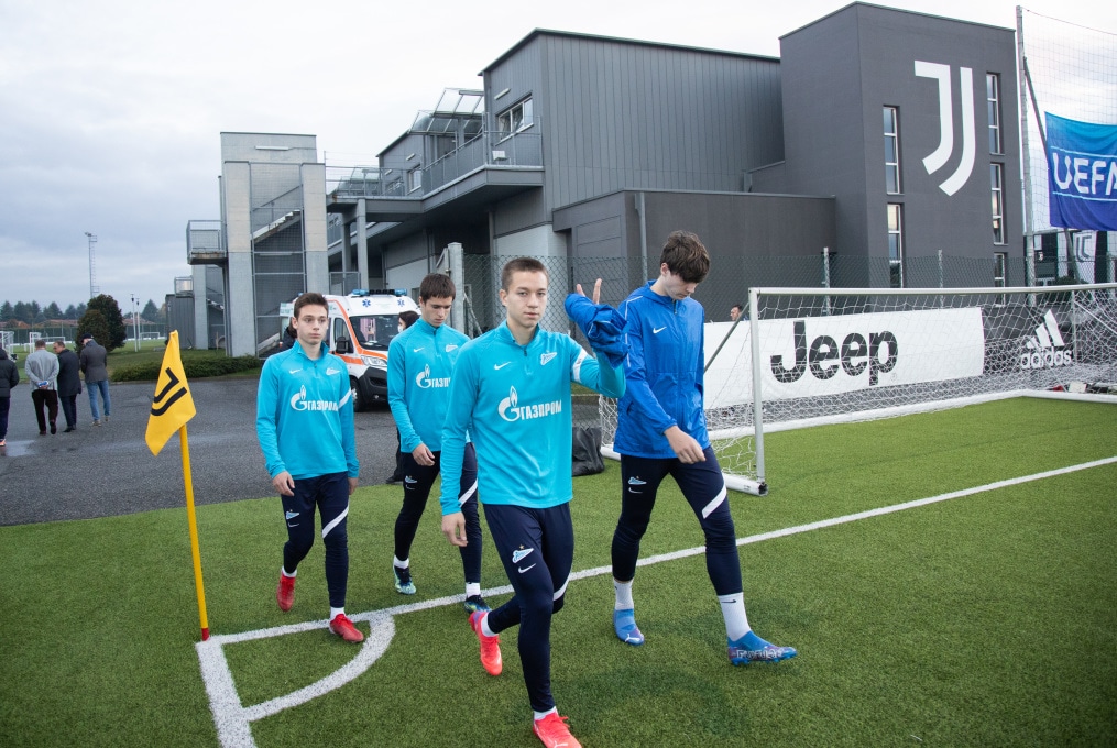 Тренировка молодежной команды «Зенит» перед матчем с «Ювентусом»