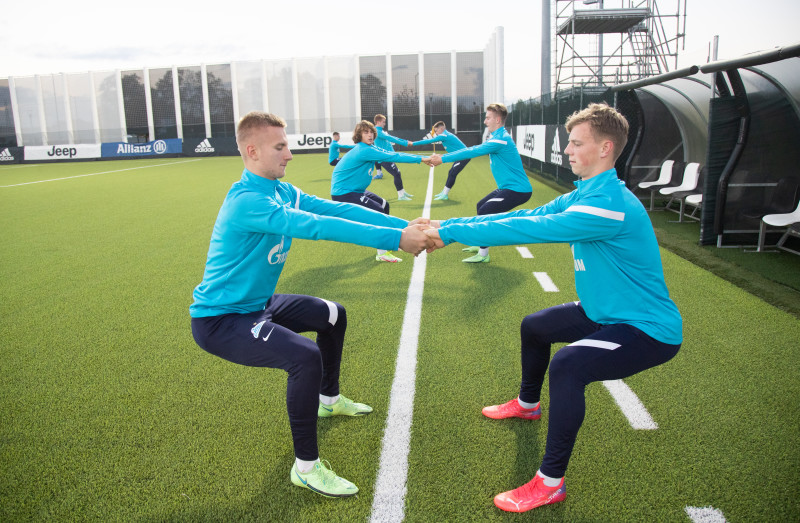 Тренировка молодежной команды «Зенит» перед матчем с «Ювентусом»