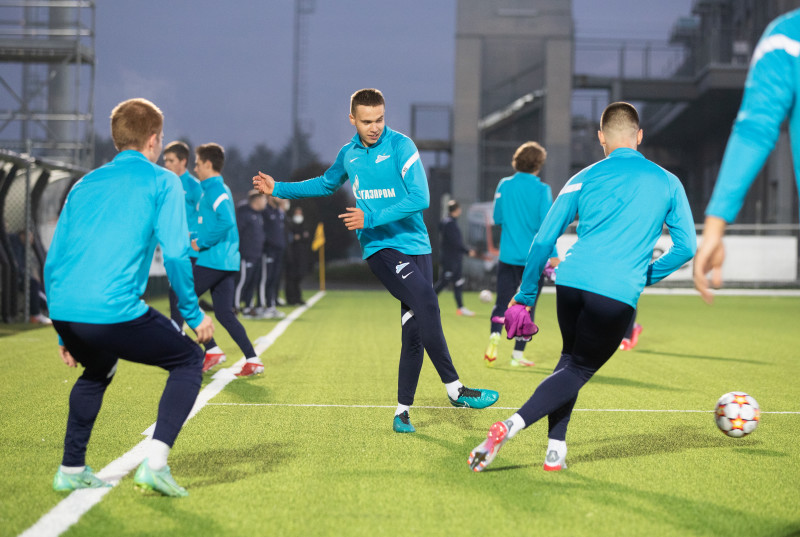 Тренировка молодежной команды «Зенит» перед матчем с «Ювентусом»