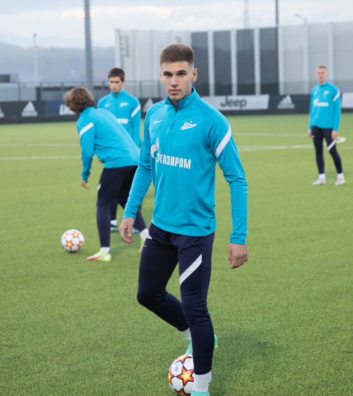 Тренировка молодежной команды «Зенит» перед матчем с «Ювентусом»