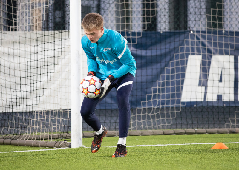 Тренировка молодежной команды «Зенит» перед матчем с «Ювентусом»