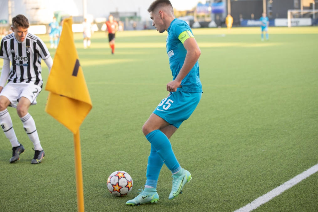 Юношеская Лига УЕФА 2021/22, «Ювентус»-м — «Зенит»-м