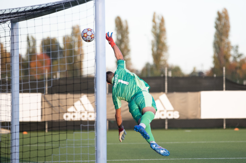 Юношеская Лига УЕФА 2021/22, «Ювентус»-м — «Зенит»-м