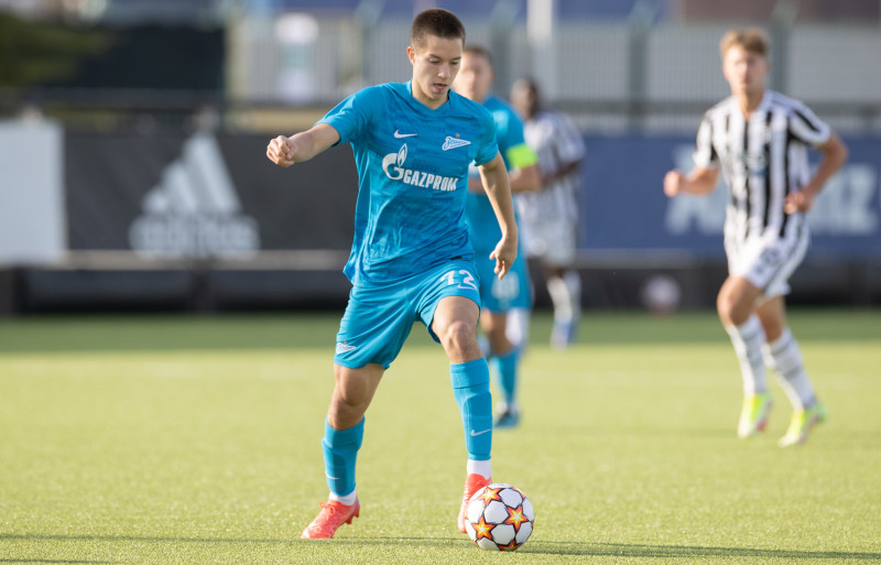 Юношеская Лига УЕФА 2021/22, «Ювентус»-м — «Зенит»-м