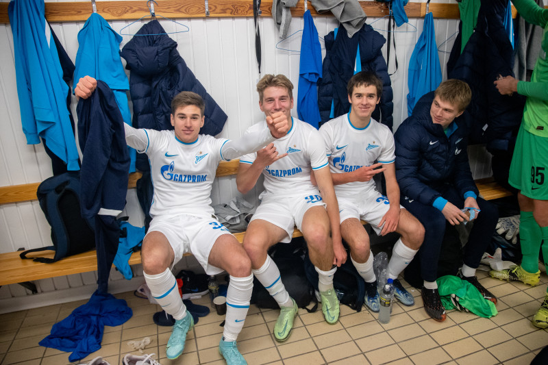 Юношеская Лига УЕФА 2021/22, «Мальмё»-м — «Зенит»-м