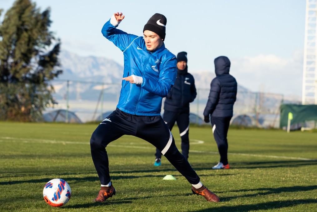 Сборы «Зенита»-м в Турции: 19 января, вечерняя тренировка