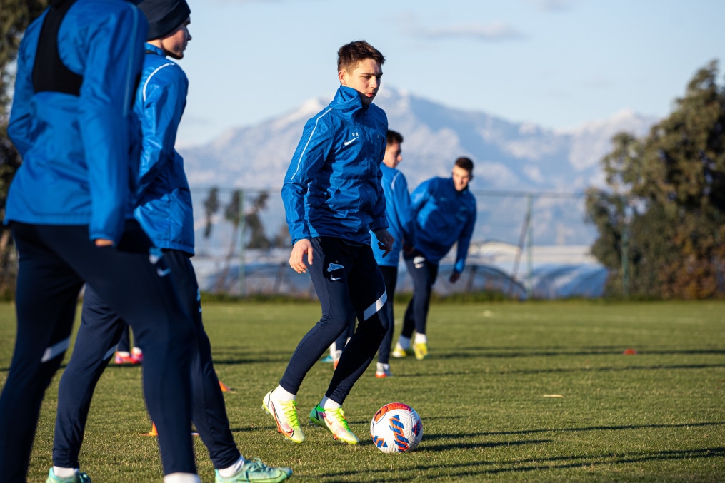 Сборы «Зенита»-м в Турции: 19 января, вечерняя тренировка