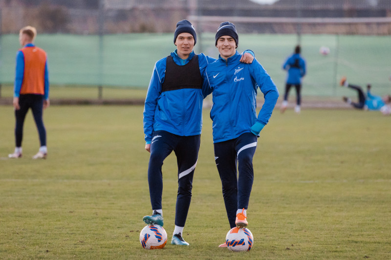 Сборы «Зенита»-м в Турции: 19 января, вечерняя тренировка