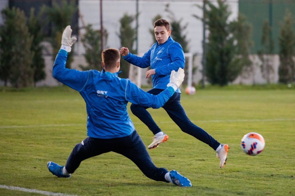 Сборы «Зенита»-м в Турции: 19 января, вечерняя тренировка
