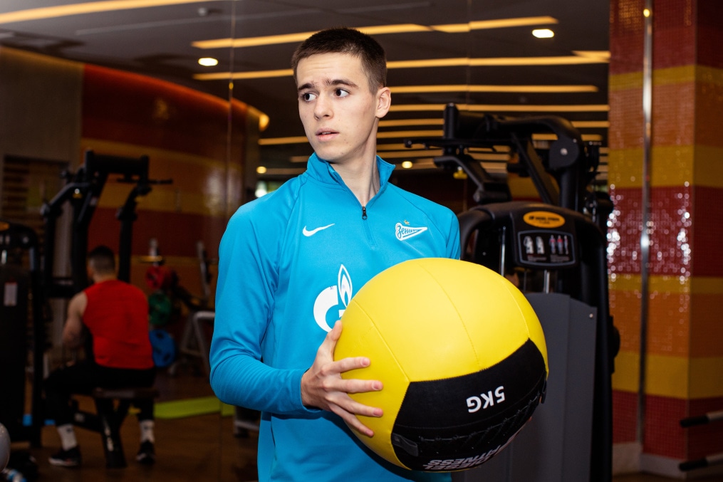 Сборы «Зенита»-м в Турции: 19 января, тренировка в тренажёрном зале