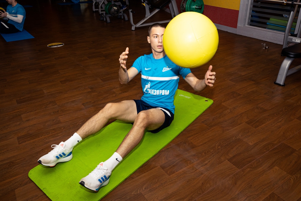 Сборы «Зенита»-м в Турции: 19 января, тренировка в тренажёрном зале