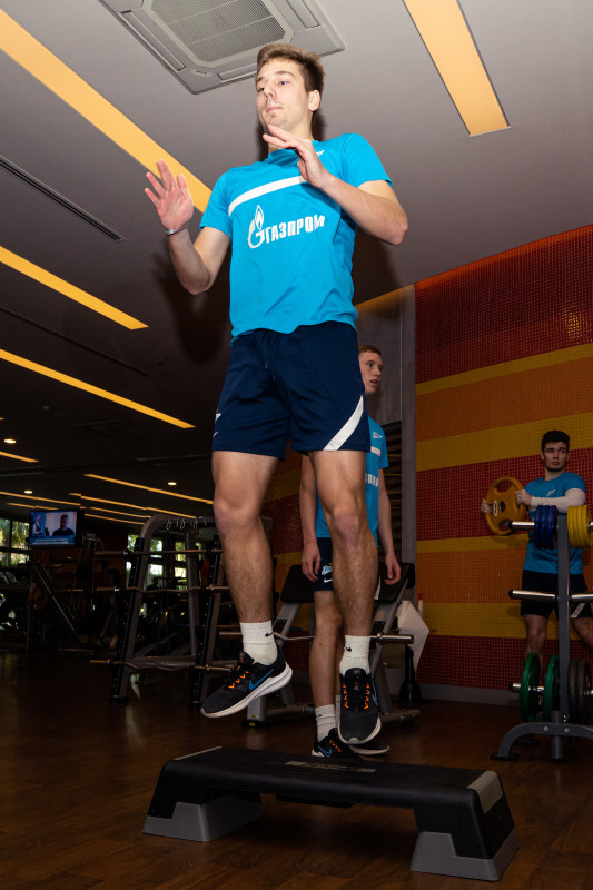 Сборы «Зенита»-м в Турции: 19 января, тренировка в тренажёрном зале