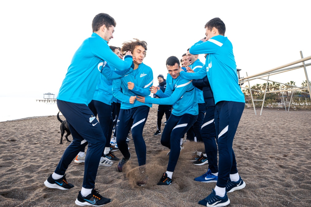 Сборы «Зенита»-м в Турции: 16 января, вечерняя тренировка